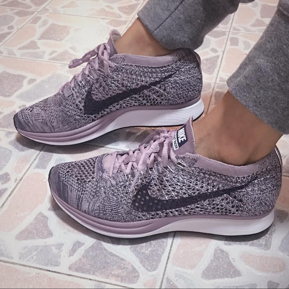 Nike Flyknit Racer